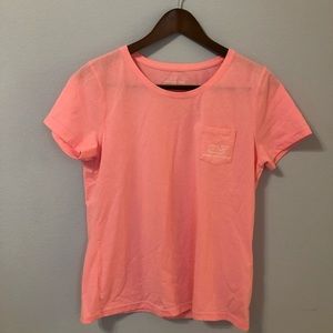 Women’s Vineyard Vines T-shirt